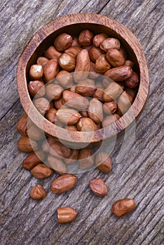 Shelled peanuts