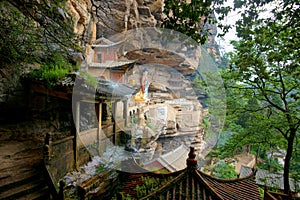 Shi Zhongshan Grottoes photo