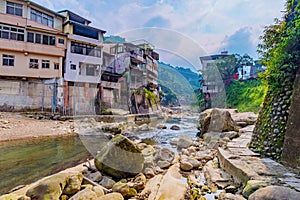 Shiding old street river