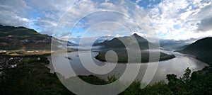 The Shigu Town - Yangtze River first bay