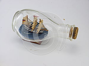 A Ship in a Bottle Model of Seute Deern