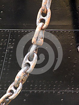 Ship chain