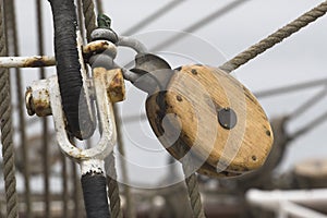 Ship pulley