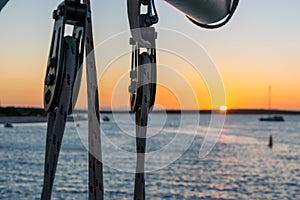 Ship pulley in backlight