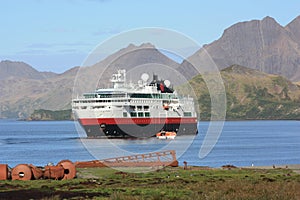 Ship on the road in front of Stromness, South Georgia Island