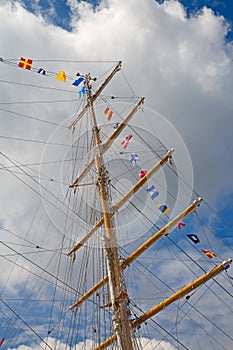 Ship's masts