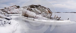 Ship-wreck in ice