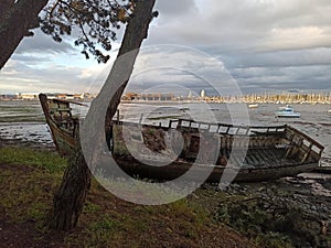 Ship wreck in Larmor plage