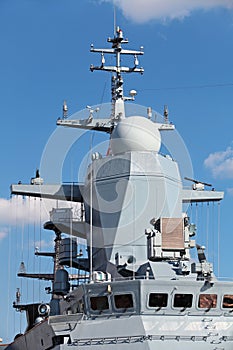 Shipborne radar