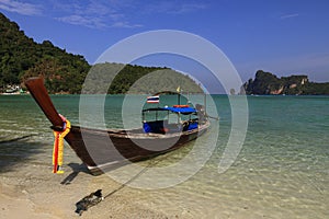 Ships, Loh Dalum Bay, Phi Phi, Thailand