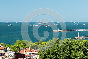 Ships in the Sea of â€‹â€‹Marmara, Istanbul