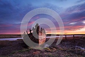 Shipwreck and sunset in Hull