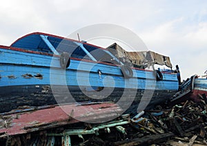 Shipwrecks after the disembarkation of refugees