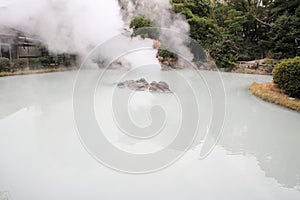 Shiraike jigoku hell in Beppu, Oita