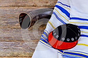 shofar ram& x27;s horn and tallit - rosh hashanah jewesh holiday with Kippah and Talith