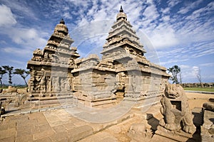 Shore Temple - Tamil Nadu - India photo