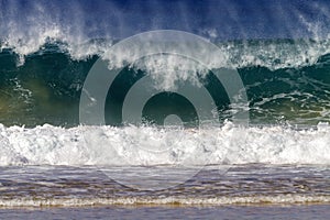 Shoreline Breaking Waves Kauai Hawaii