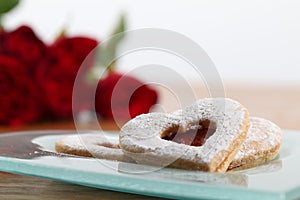 Shortbread hearts and roses