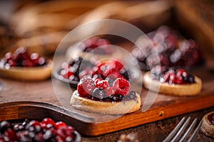 Shortcake pies, mini tartlets