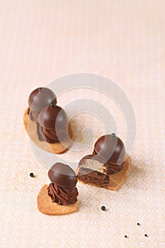 Shortcrust Oval Cookies with Chocolate Cream