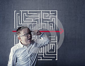 Shortcut maze. Maze drawn on blackboard