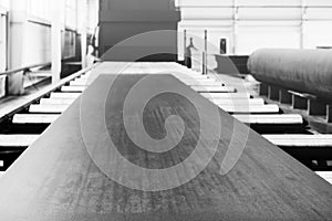 Shot blasting machine for processing of metal plates