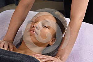 Shoulder Massage young woman at day spa