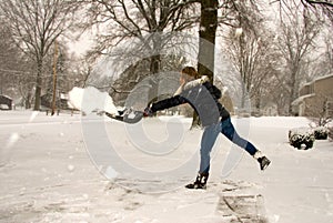 Shoveling Snow Throwing Left