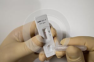 Showing a Sars Cov2 - Antigen Rapid Test with negative result - No Civid-19 photo