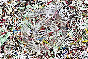 Shredding color shredded office paper waste packing material