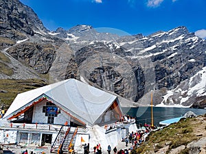 Shri Hemkund Sahib