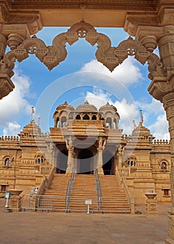 Shri Vallabh Nidhi Temple,Wembly