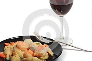 Shrimp Alfredo and wine