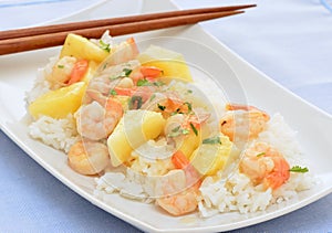 Shrimp and pineapple stirfry