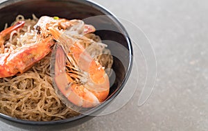 Shrimp potted with vermicelli