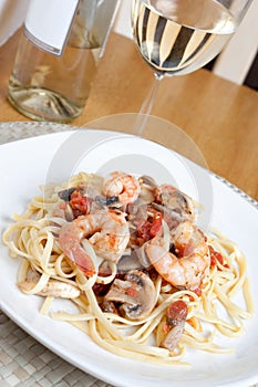 Shrimp Scampi with Linguine photo