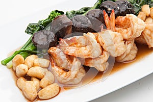 Shrimp with various vegetable