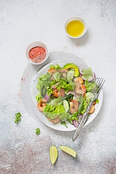 Shrimps and fresh vegetables vegetarian salad