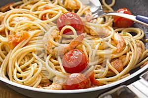 Shrimps And Spaghetti In Pan