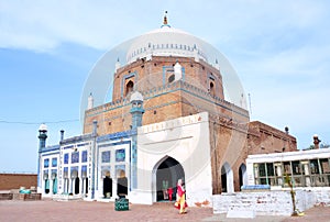 Shrine Baha al Haq photo