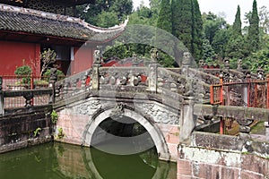 Shuang-gui tang temple