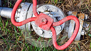 Shut-off valves on the high-pressure well flowing equipment. Oil