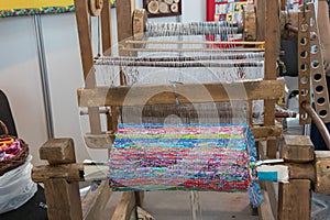 Shuttleless loom