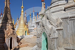 Shwe Inn Dain Pagoda complex