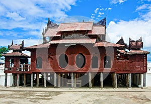 Shwe Yaunghwe Kyaung Monastery, Inle Lake, Myanmar