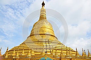 Shwemawdaw Paya Pagoda is a stupa located in Bago, Myanmar.