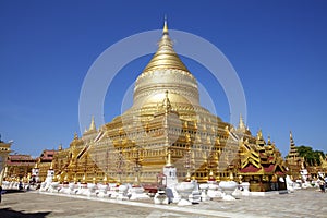 Shwezigon Paya, Bagan, Myanmar.