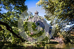 Sibyl temple and lake in Buttes-Chaumont Park, Paris