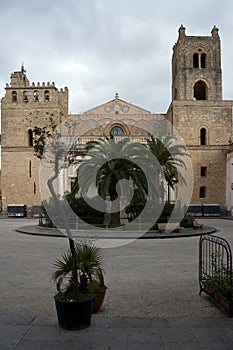 Sicily monreale Facade photo