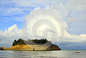Sidari sandstone and cloud photo